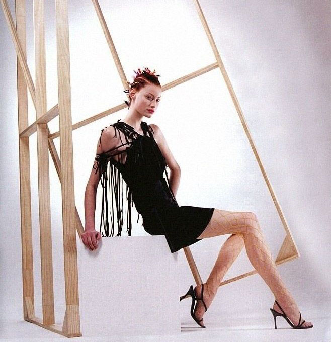 Alyssa Sutherland Desnuda. Foto - 39