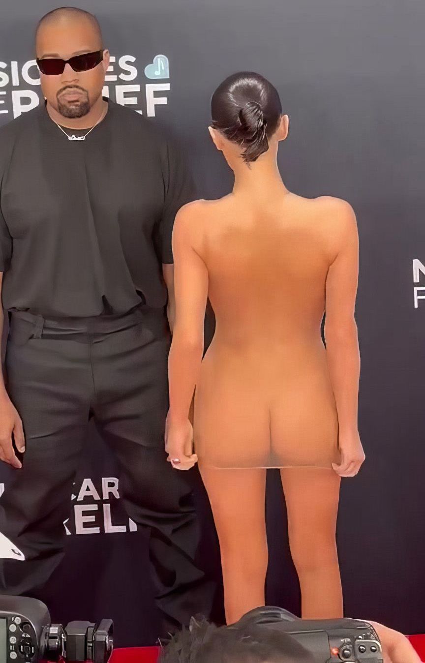 Bianca Censori Nackt. Foto - 61