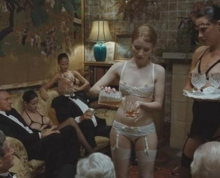 Emily Browning Nackt. Foto - 16