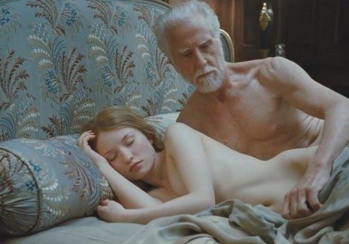 Emily Browning Nackt. Foto - 19