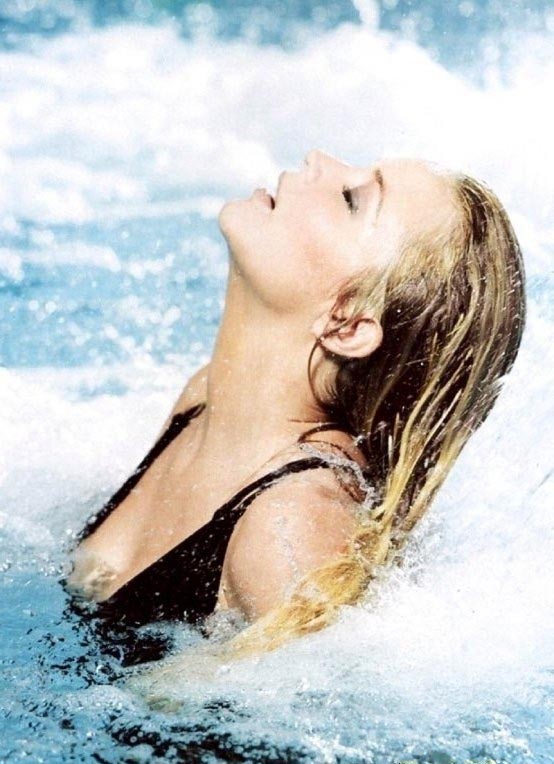 Virginie Efira Desnuda. Foto - 5