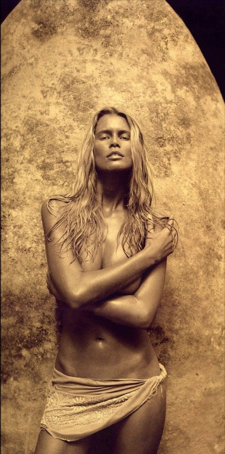 Claudia Schiffer Nackt. Foto - 30