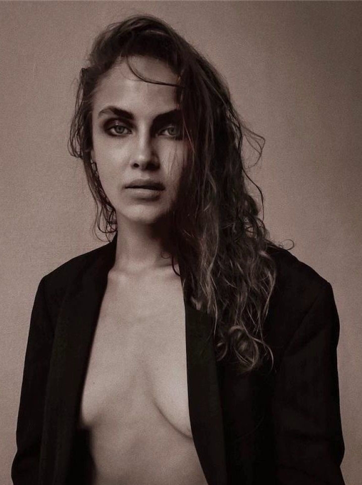 Elena Carriere Nackt. Foto - 14