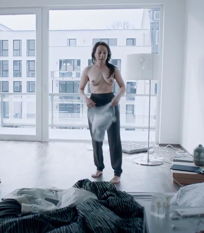 Eva Löbau Nackt. Foto - 12
