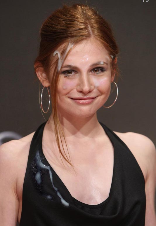Josefine Preuß Nackt. Foto - 5