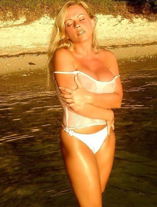 Kelly Trump Nackt. Foto - 11