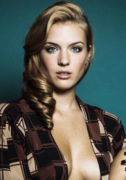 Paula Riemann Nackt. Foto - 5