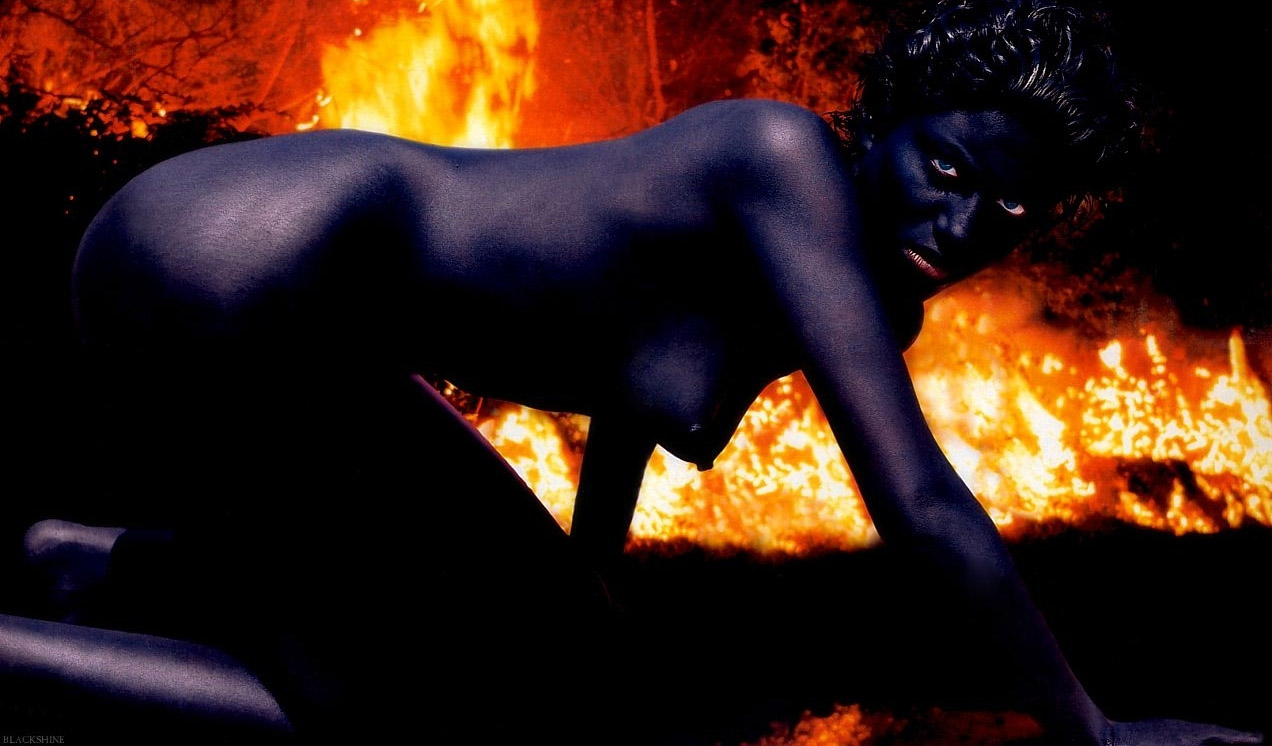 Sabrina Setlur Nackt. Foto - 3