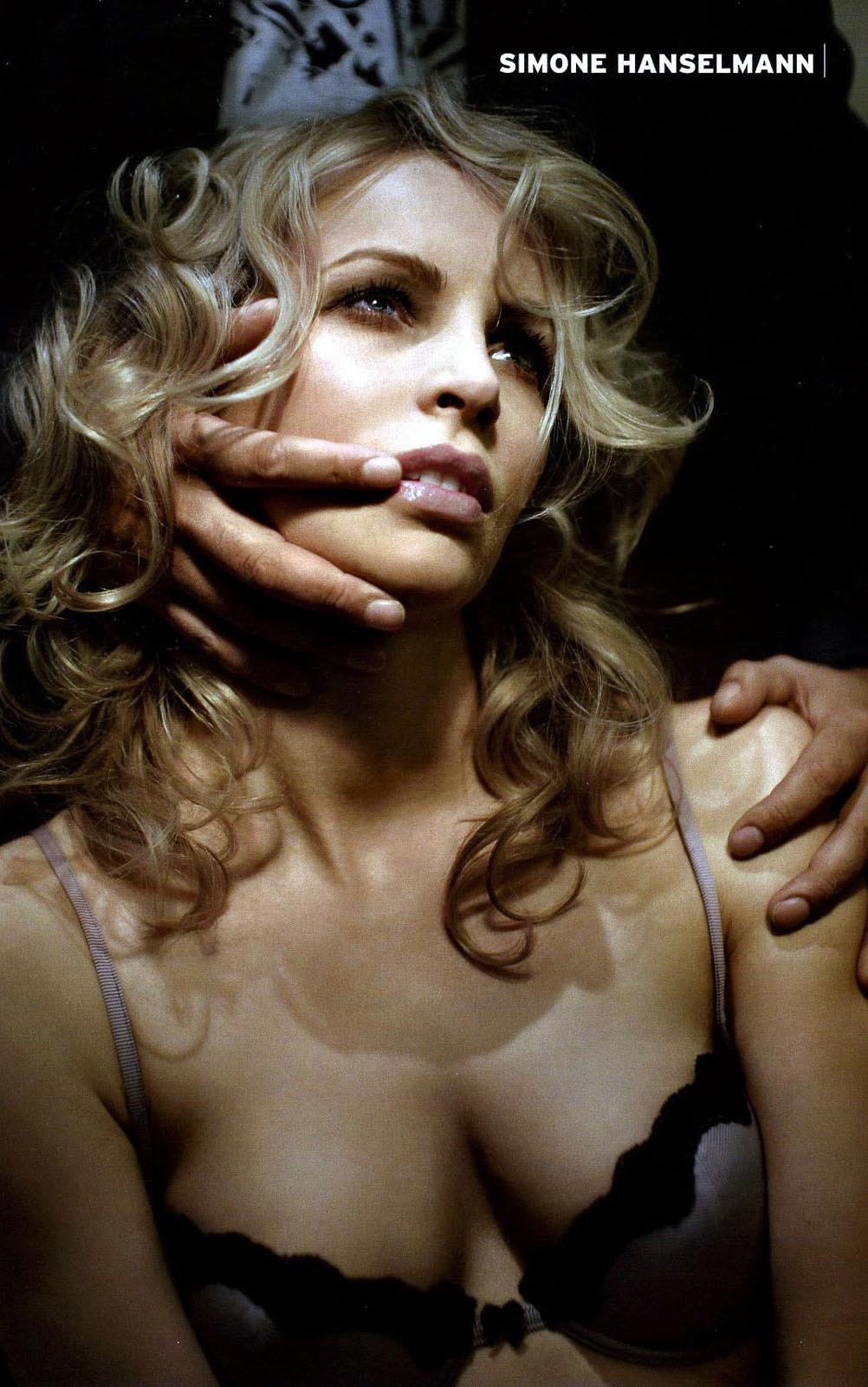 Simone Hanselmann Nackt. Foto - 6