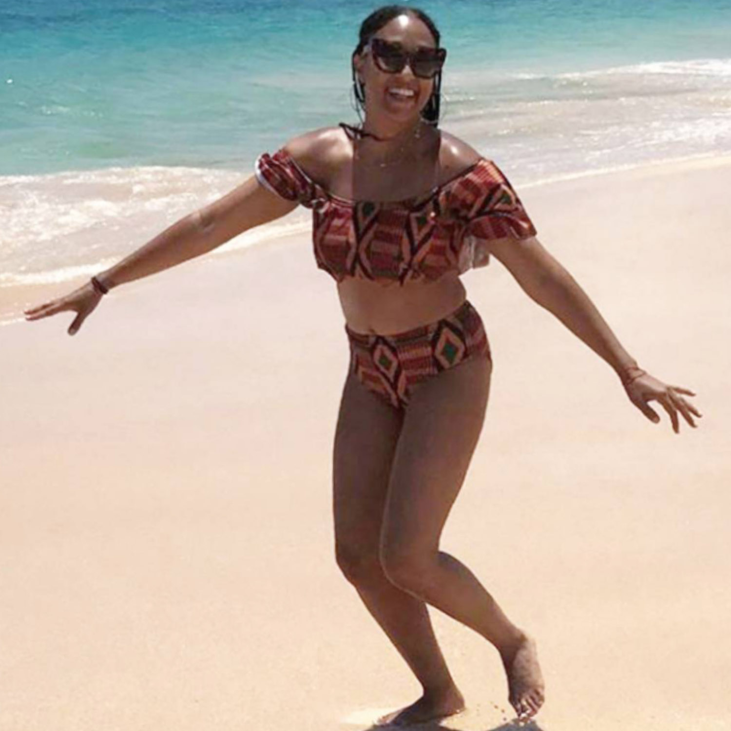 Tia Mowry-Hardrict Nackt. Foto - 18