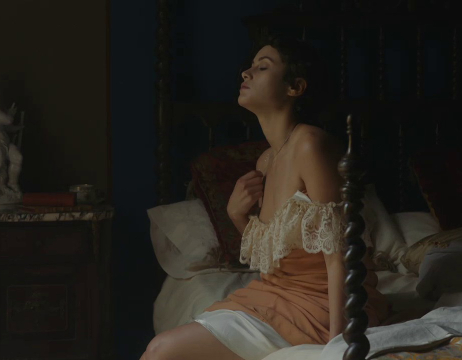 Aida Folch ¡Completamente desnuda!