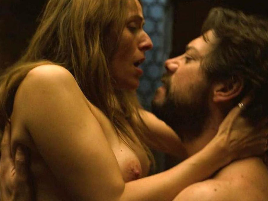 Itziar Ituño desnuda en casi todas sus interpretaciones