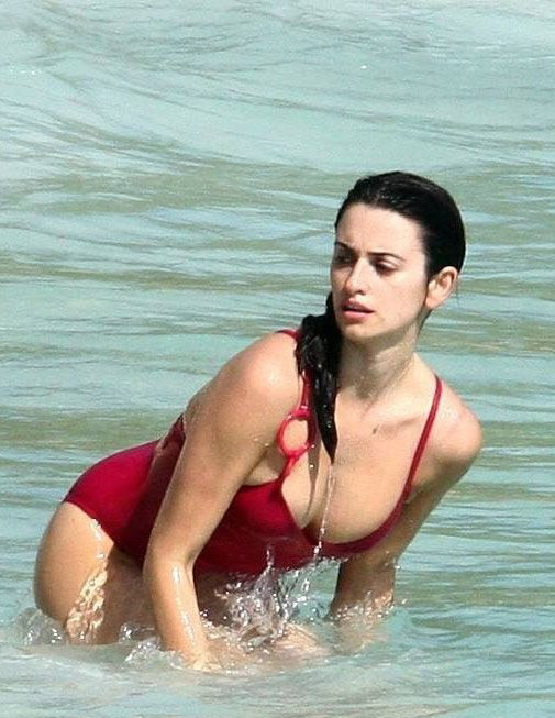 Penélope Cruz Desnuda. Foto - 26