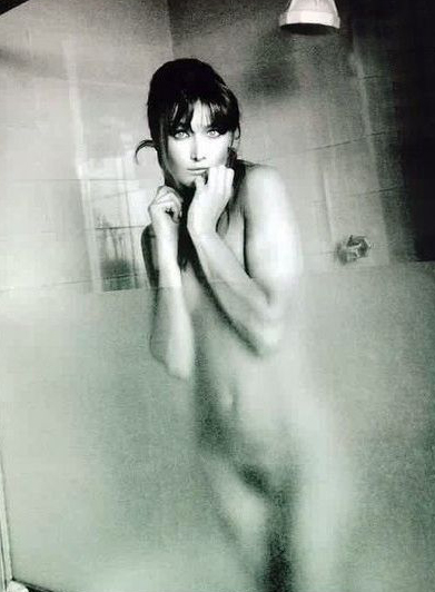 Carla Bruni Nackt. Foto - 10