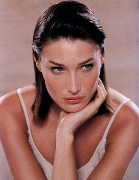Carla Bruni Nackt. Foto - 33