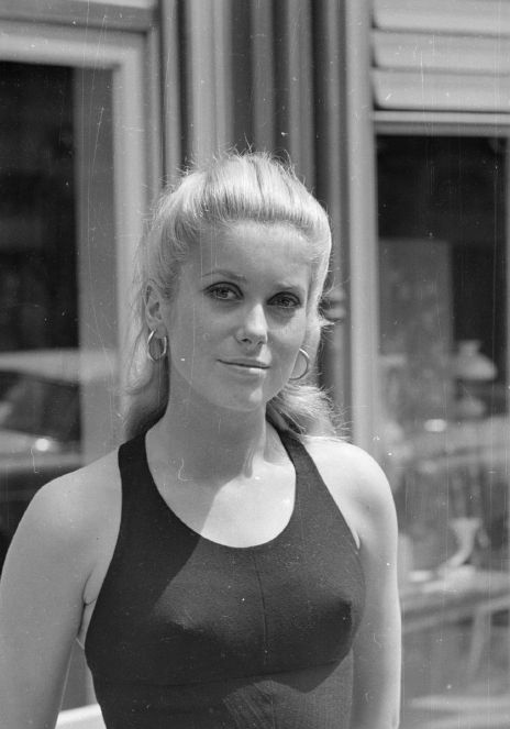 Catherine Deneuve Nackt. Foto - 19