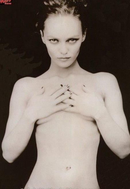 Vanessa Paradis Nackt. Foto - 16
