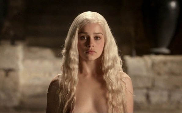 Emilia Clarke Nackt. Foto - 7