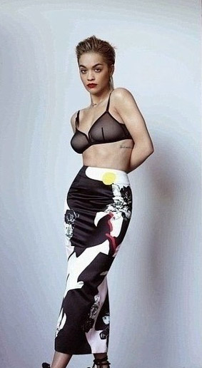 Rita Ora Nackt. Foto - 12