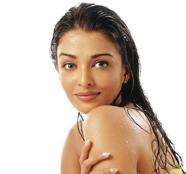Aishwarya Rai Nackt. Foto - 24