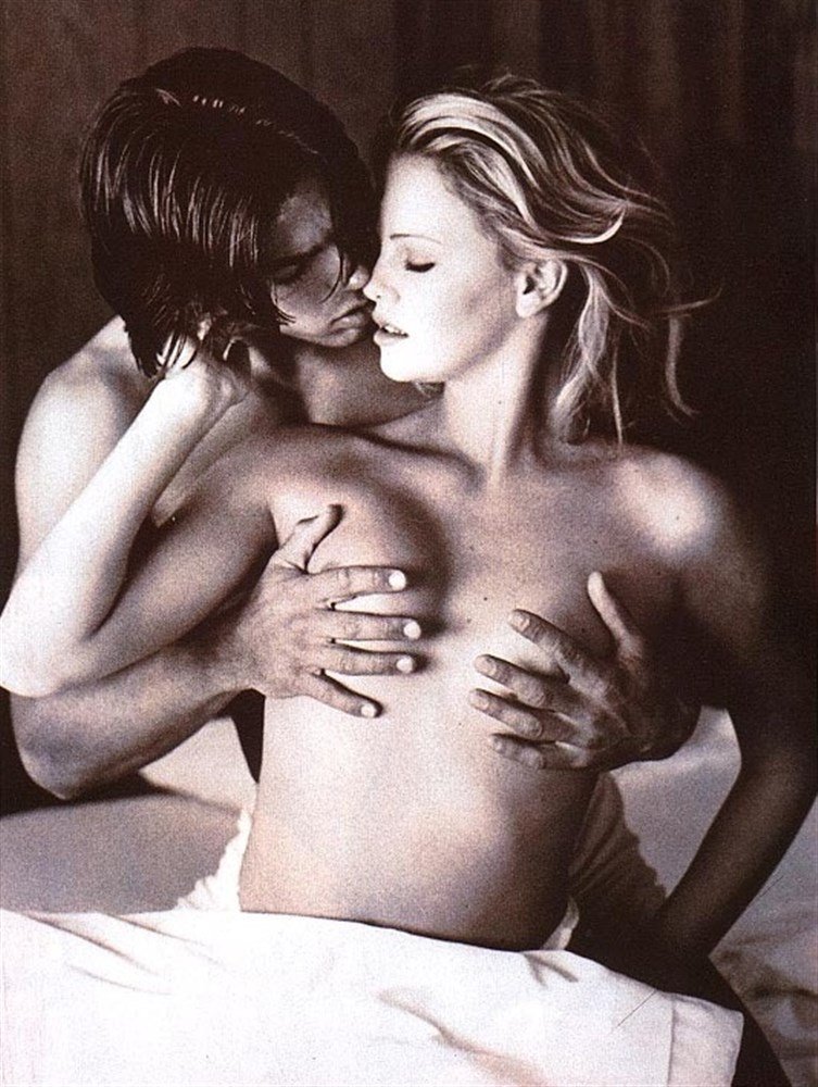Prepárate para ver las deliciosas fotos de Charlize Theron completamente desnuda. Galería - 5