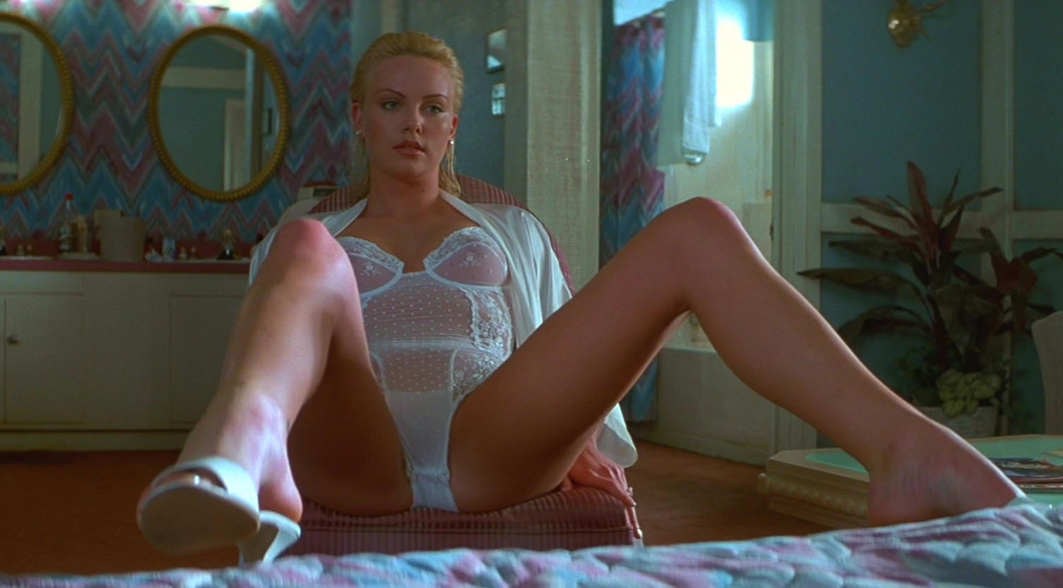 Prepárate para ver las deliciosas fotos de Charlize Theron completamente desnuda. Galería - 1
