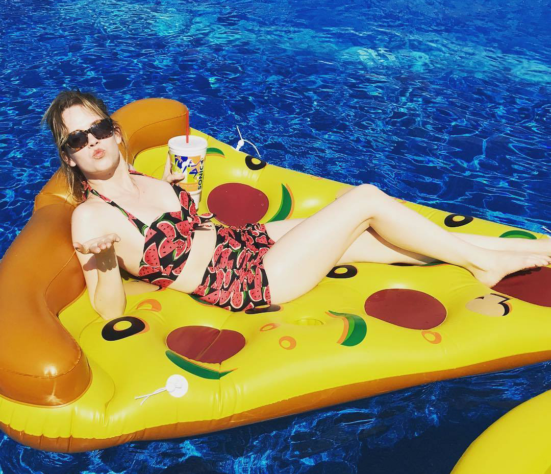 Abbie Cobb Nackt. Foto - 5