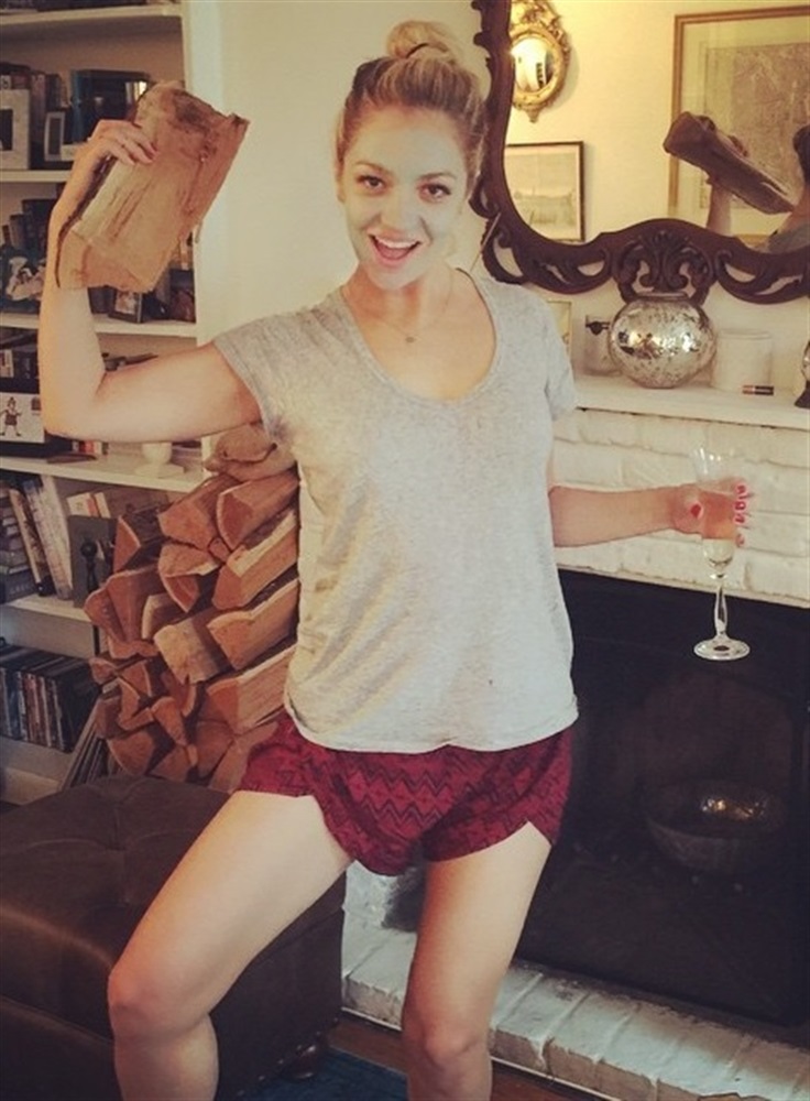Abby Elliott Nackt. Foto - 15