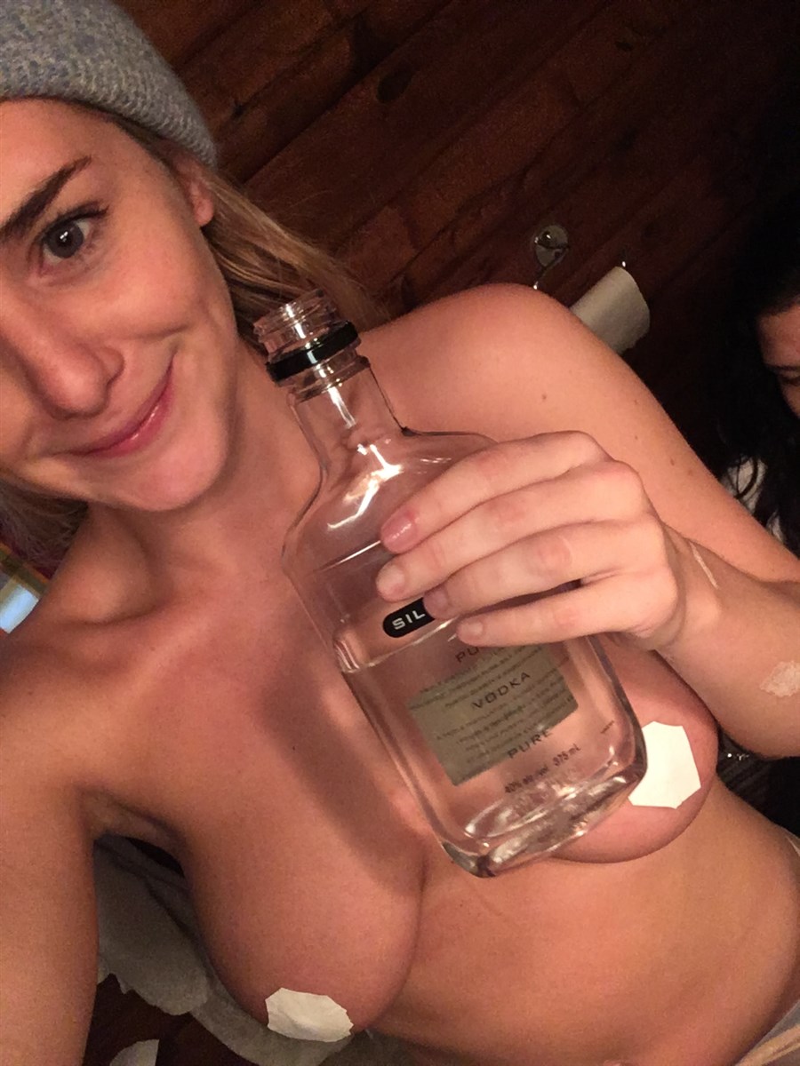 Addison Timlin Nackt. Foto - 29