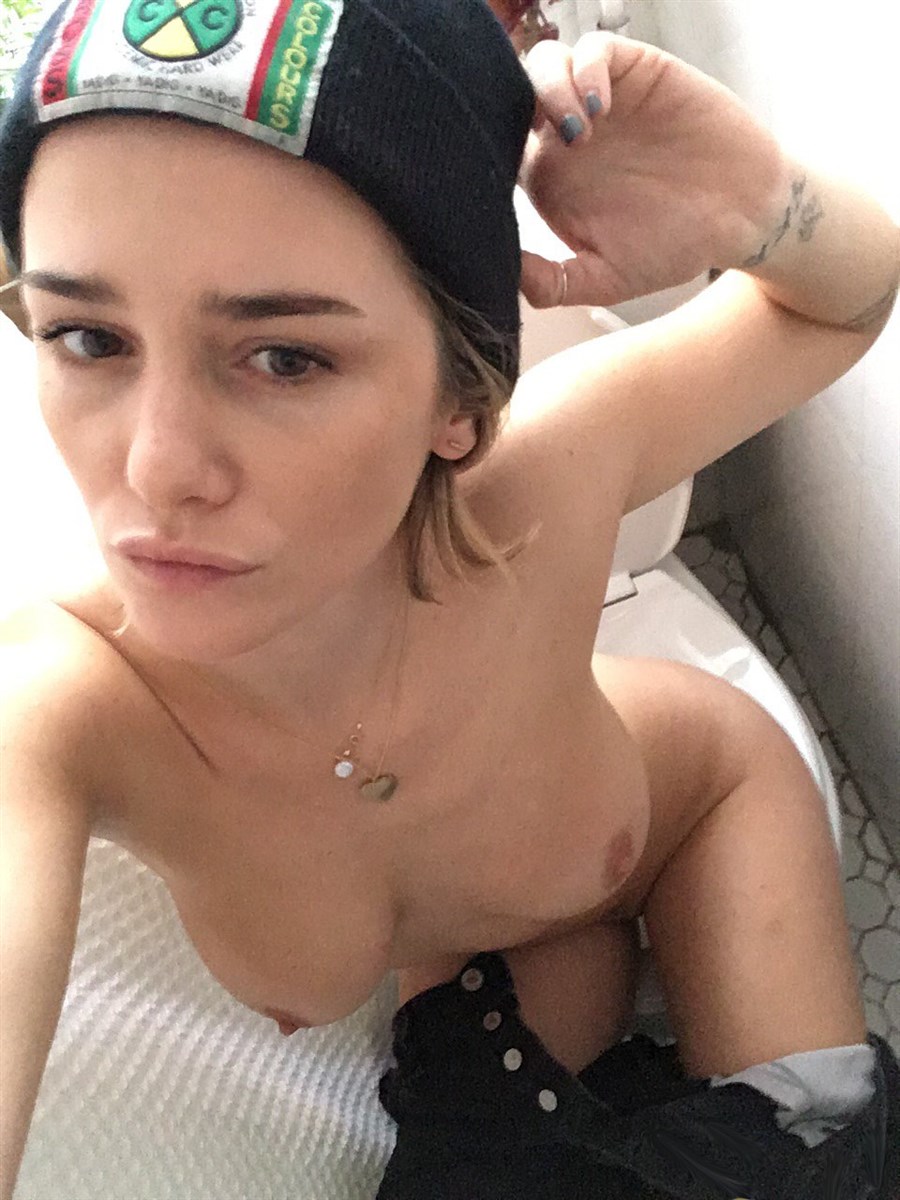 Addison Timlin Nackt. Foto - 5