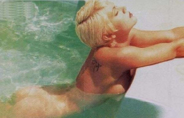 Alyssa Milano Desnuda. Foto - 26