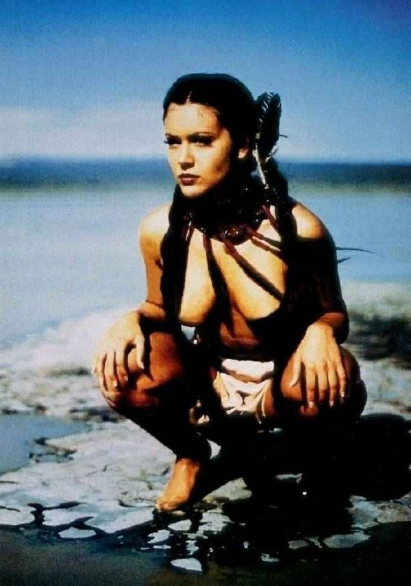 Alyssa Milano Desnuda. Foto - 6