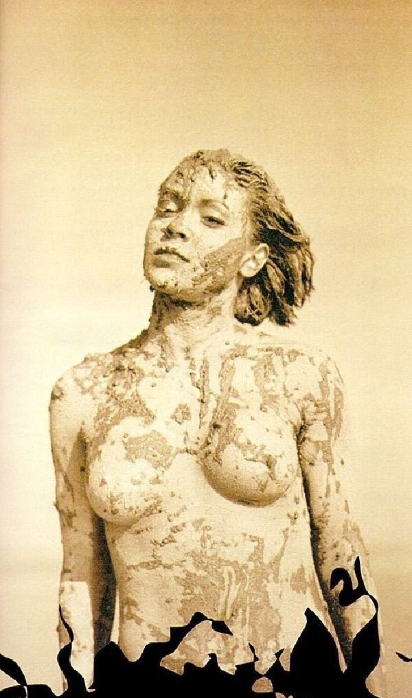 Alyssa Milano Desnuda. Foto - 9