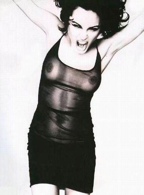Angelina Jolie Desnuda. Foto - 8