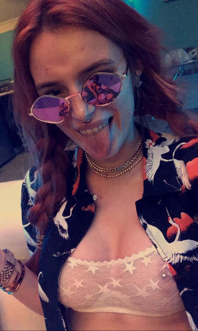 Bella Thorne Desnuda. Foto - 27