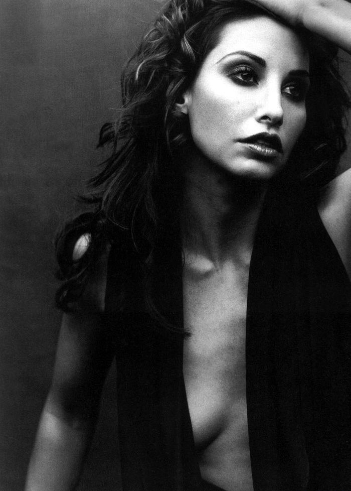 Gina Gershon Nackt. Foto - 25