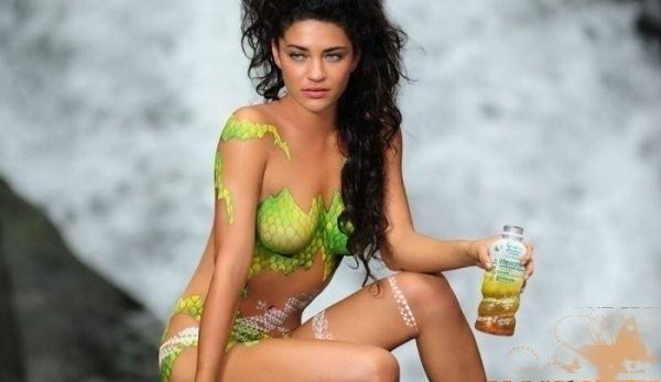 Repasamos los desnudos de Jessica Szohr