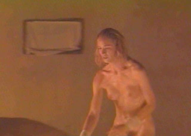 Kelly Lynch Nackt. Foto - 4
