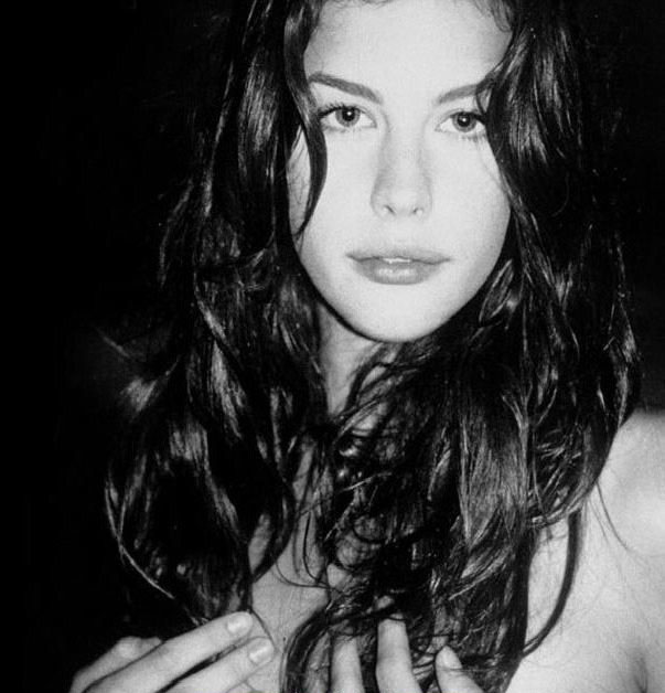 Liv Tyler Nackt. Foto - 5