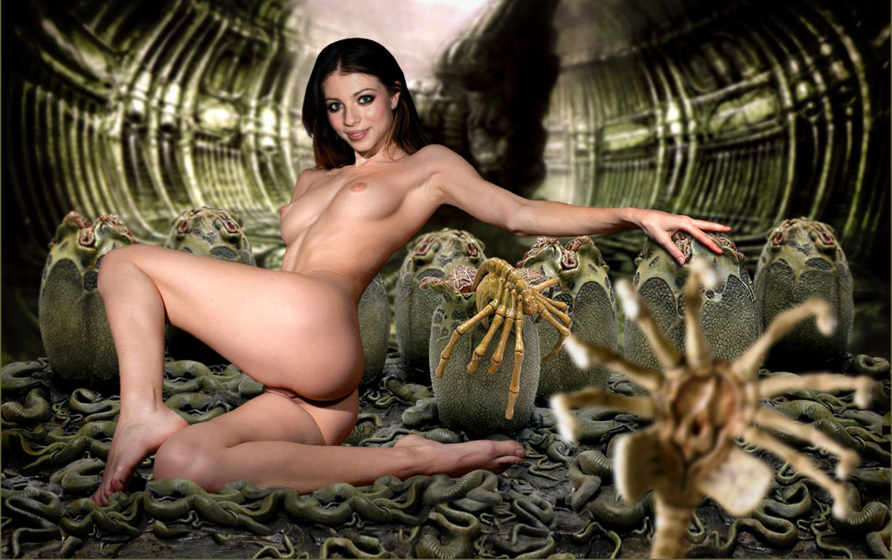 Michelle Trachtenberg Desnuda. Foto - 383