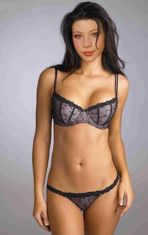 Michelle Trachtenberg Nackt. Foto - 575