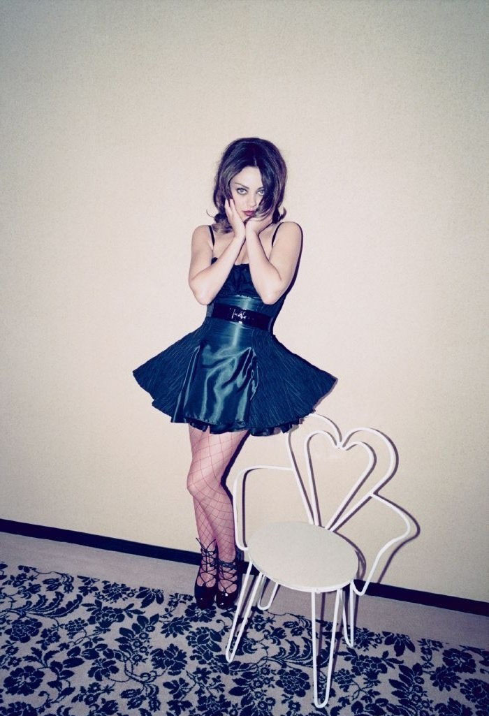 Mila Kunis Desnuda. Foto - 15