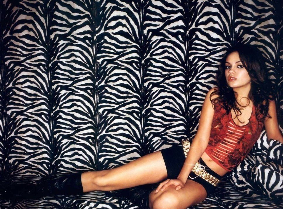 Mila Kunis Desnuda. Foto - 49
