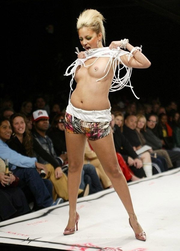 Nicole Richie Nackt. Foto - 5