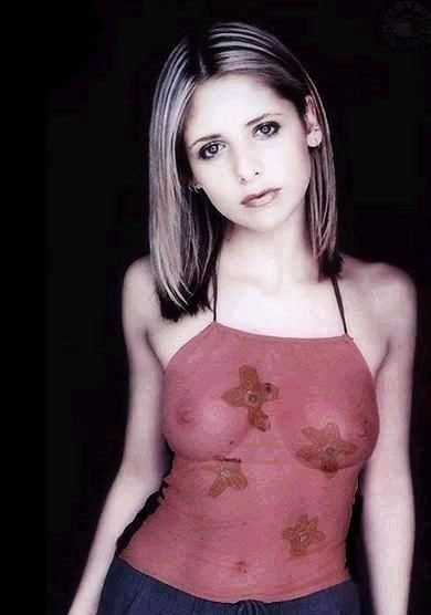 Sarah Michelle Gellar Desnuda. Foto - 1