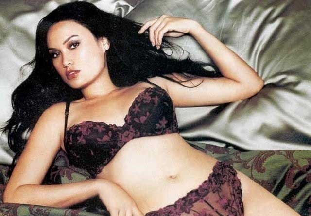 Tia Carrere Nackt. Foto - 23
